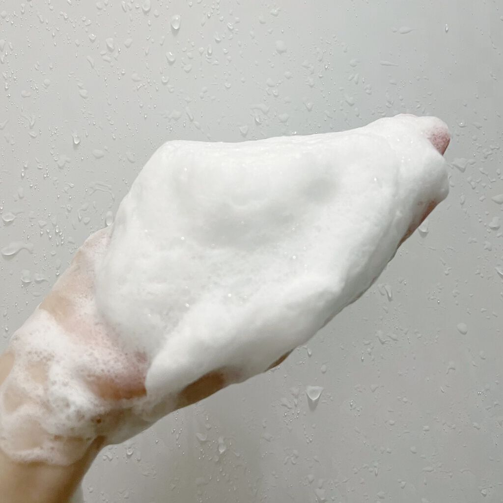 ニベア クリームケア ボディウォッシュ ブリティッシュ ロイヤルリリーの香り/ニベア/ボディソープを使ったクチコミ(2枚目)