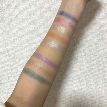 UR GLAM　BLOOMING EYE COLOR PALETTE/U R GLAM/パウダーアイシャドウを使ったクチコミ（3枚目）