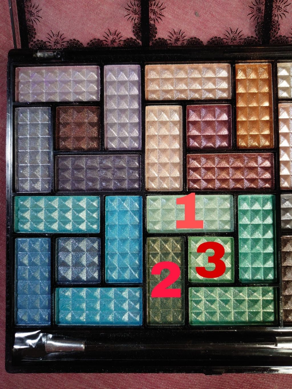 30COLORSEYESHADOWPALETTE/Dolly Angel/アイシャドウパレットを使ったクチコミ（1枚目）