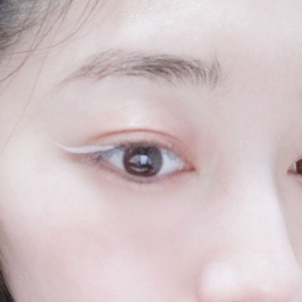 EYE OPENING LINER/UZU BY FLOWFUSHI/リキッドアイライナーを使ったクチコミ（3枚目）