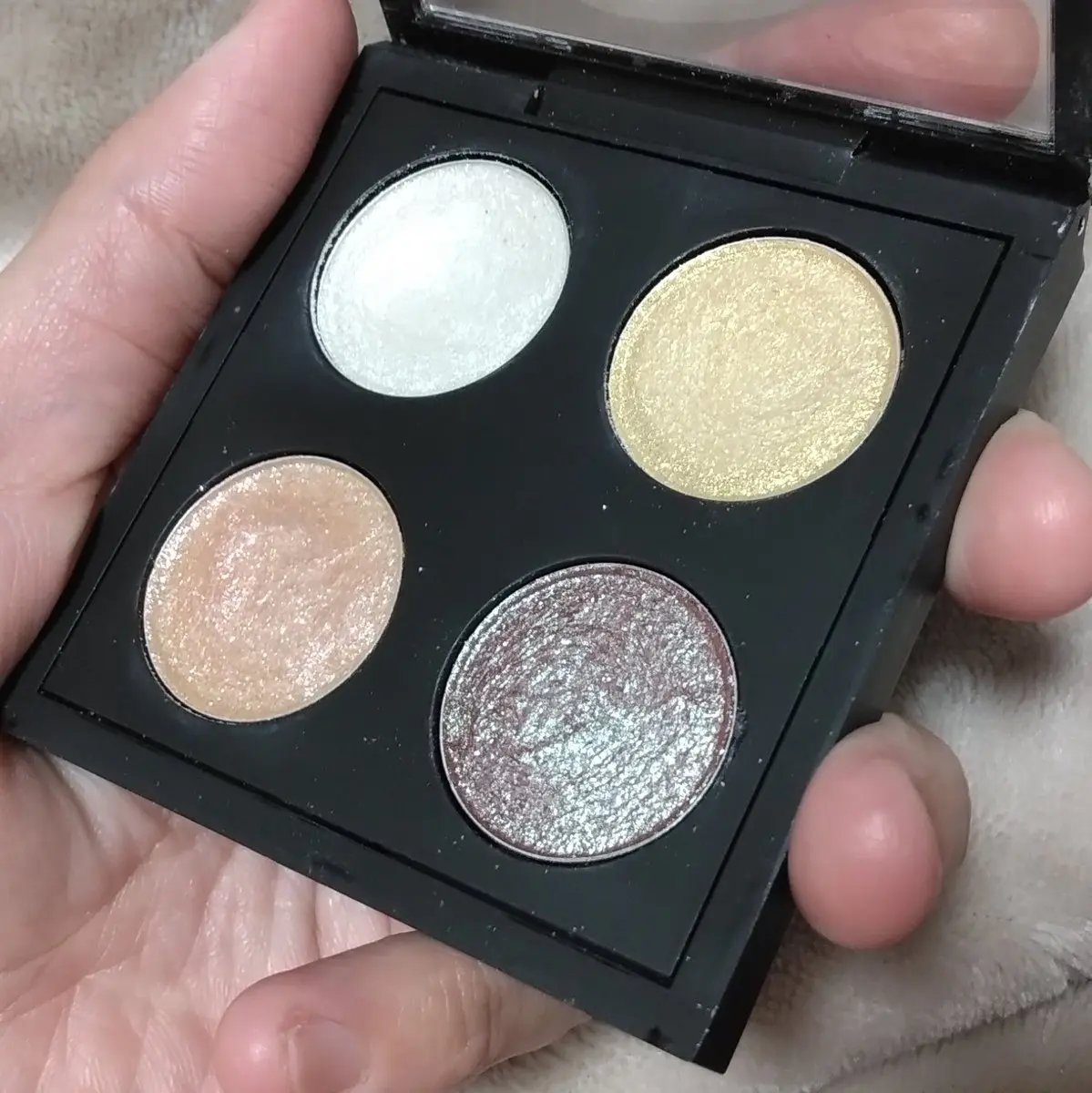 ロングウェア クリーム シャドウ スティック マルチクロム/BOBBI BROWN/スティックアイシャドウを使ったクチコミ（1枚目）