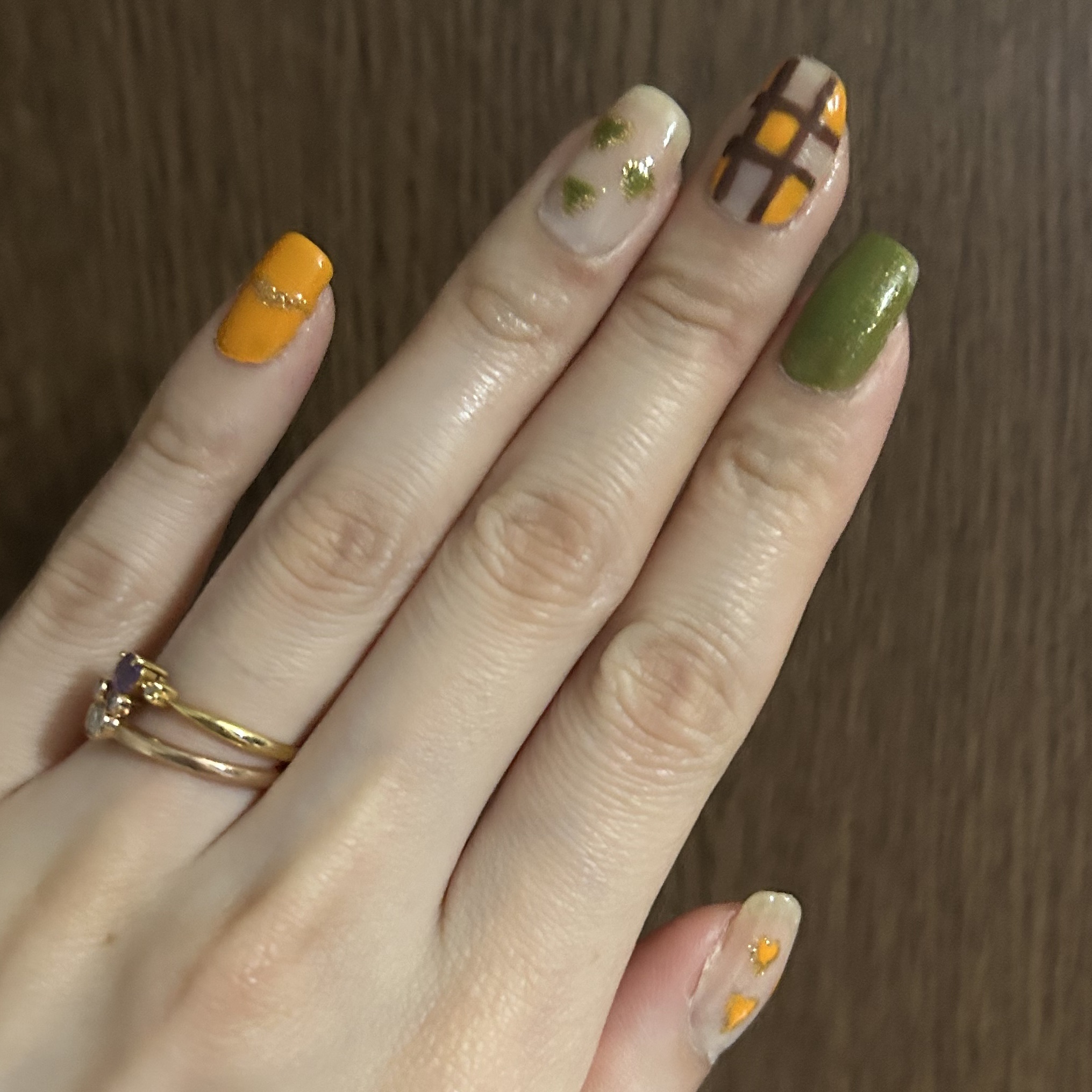 ネイル エナメル/ちふれ/マニキュアを使ったクチコミ（2枚目）