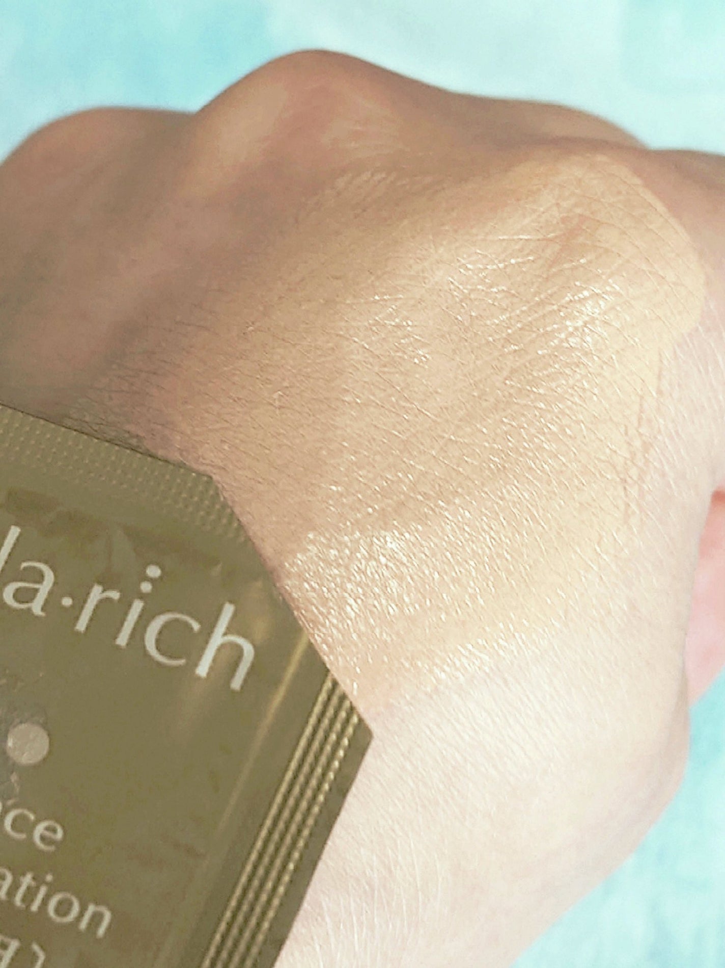 オールインワン美容液ファンデーション/コラリッチ/リキッドファンデーションを使ったクチコミ(3枚目)