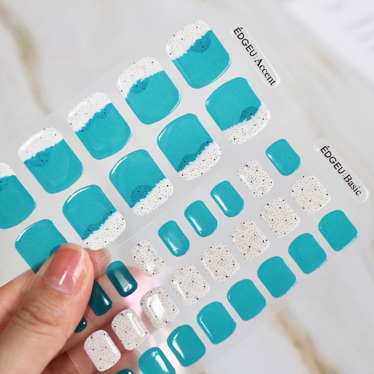 貼って固めるペディ/EDGEU/ネイルシールを使ったクチコミ（2枚目）