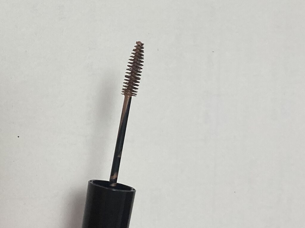 カラーリングアイブロウ マイクロ/ヘビーローテーション/眉マスカラを使ったクチコミ（1枚目）