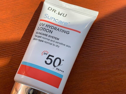 サンスクリーン+  モイスト日焼け止め<日焼け止め>/DR.WU/日焼け止めクリームを使ったクチコミ(1枚目)