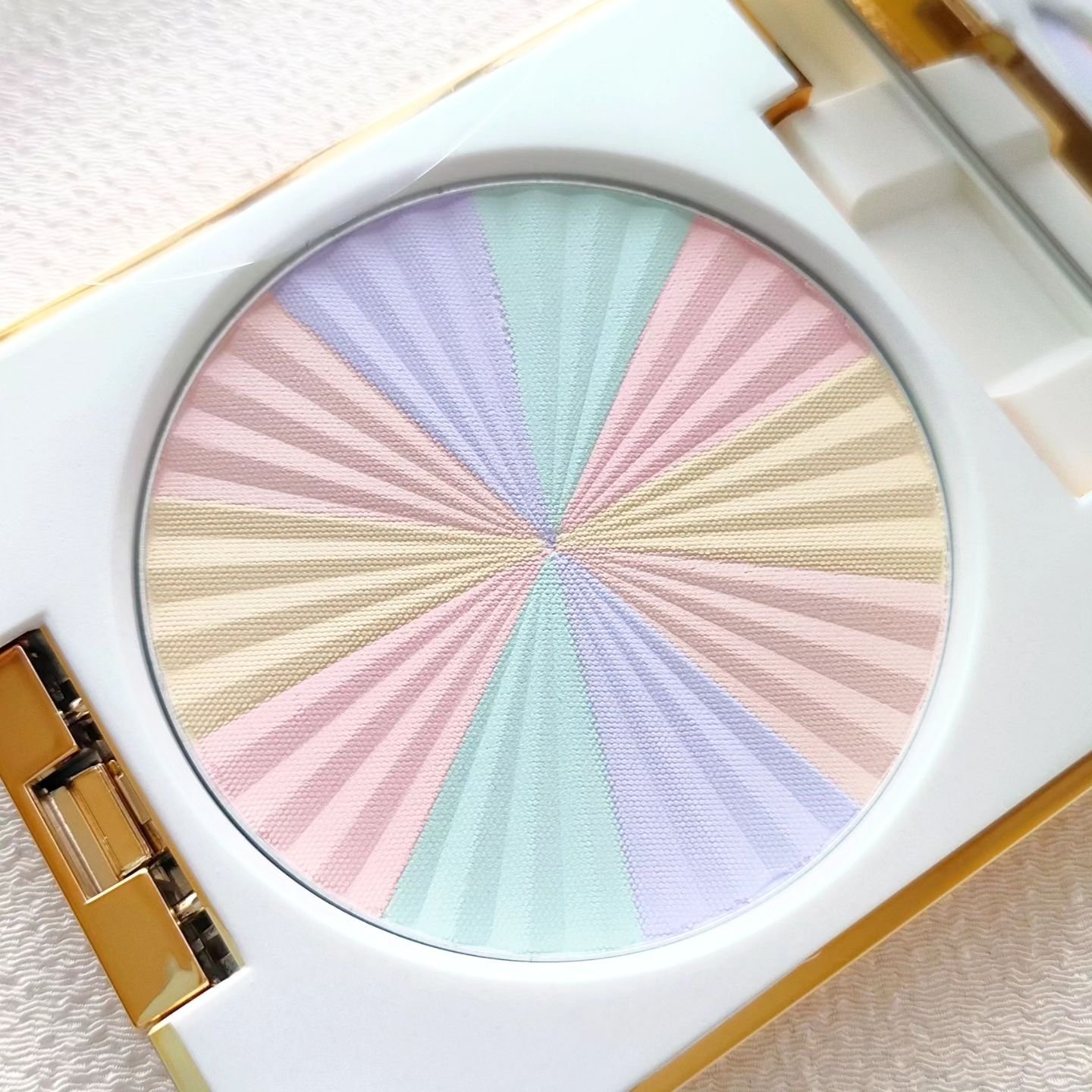 ステファニー サンブロック ルーセントパウダー Ⅲ/ステファニー/プレストパウダーを使ったクチコミ（3枚目）