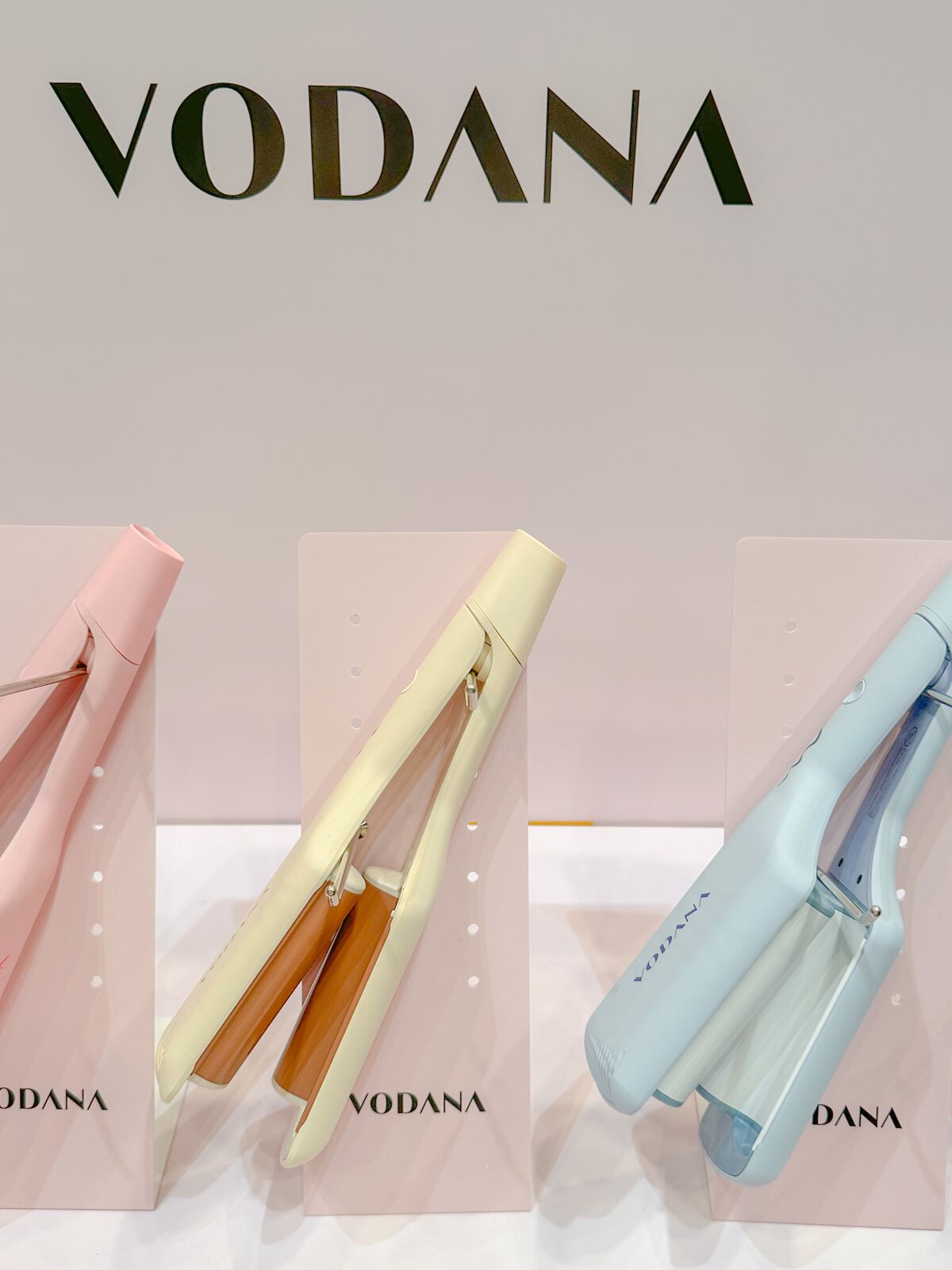 VODANA (ボダナ)のカールアイロン グラムウェーブ カーリングアイロン 36mm/40mm他、1商品を使った口コミ -LOFTのコスフェスで見つけた韓国ヘアに使えるアイロン by 【毎日投稿】正直レポみみさん🐇(混合肌/30代後半) | LIPS VODANA (ボダナ)のカールアイロン グラムウェーブ カーリングアイロン 36mm/40mm他、1商品を使った口コミ -LOFTのコスフェスで見つけた韓国ヘアに使えるアイロン by 【毎日投稿】正直レポみみさん🐇(混合肌/30代後半) | LIPS