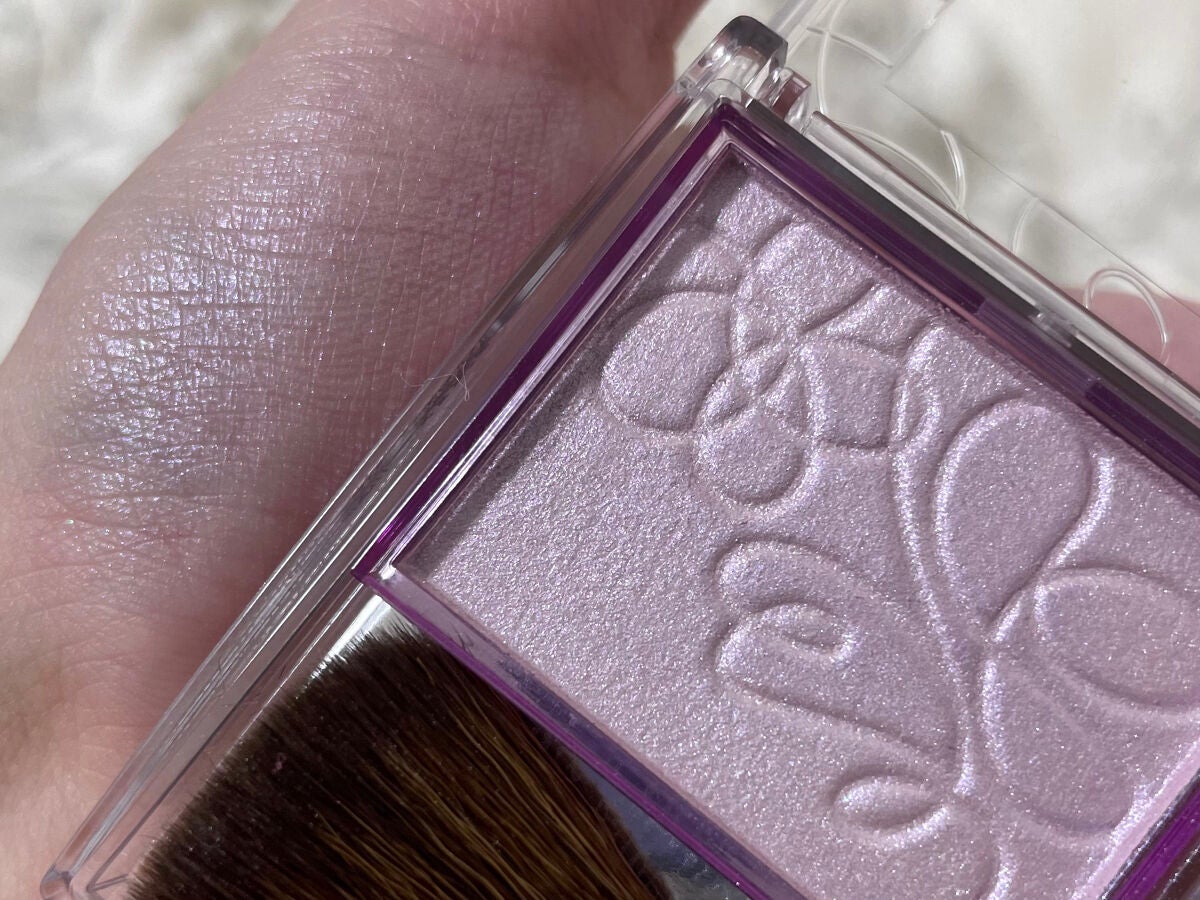 パールグロウニュアンサー/CEZANNE/パウダーハイライトを使ったクチコミ(3枚目)