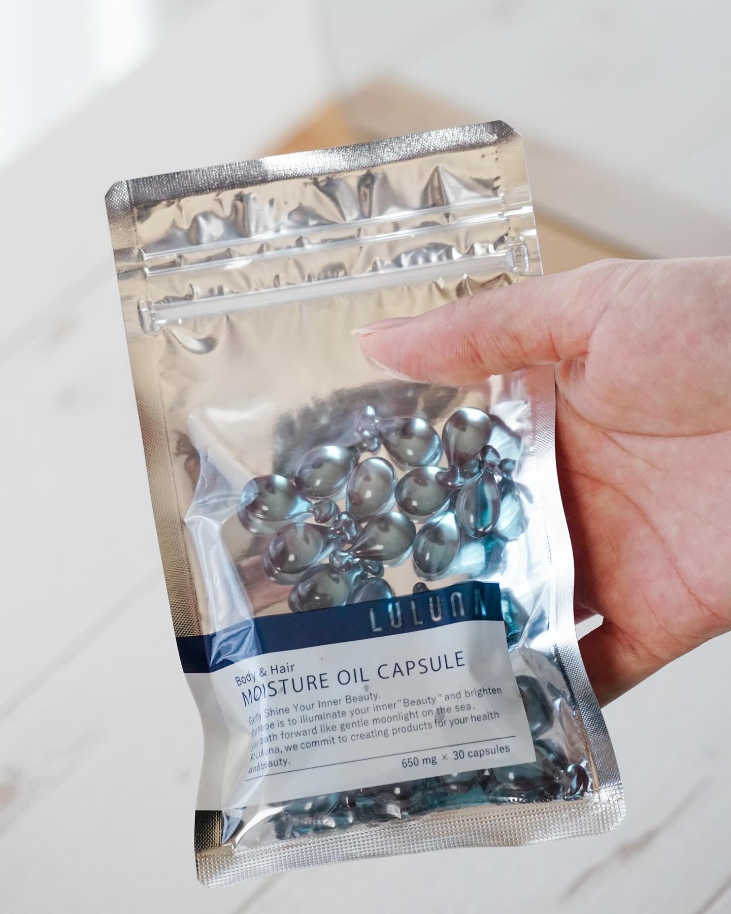 モイスチャーオイルカプセル/LULUNA/ヘアオイルを使ったクチコミ（2枚目）