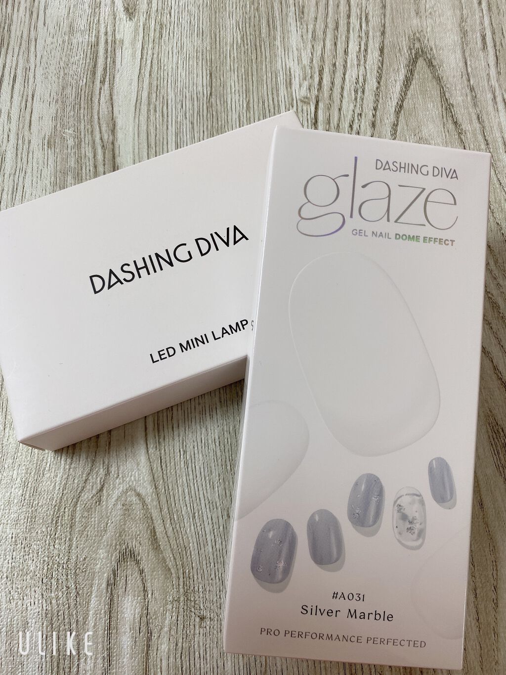 glaze ジェルネイルドームエフェクト / DASHINGDIVA MAGICPRESS