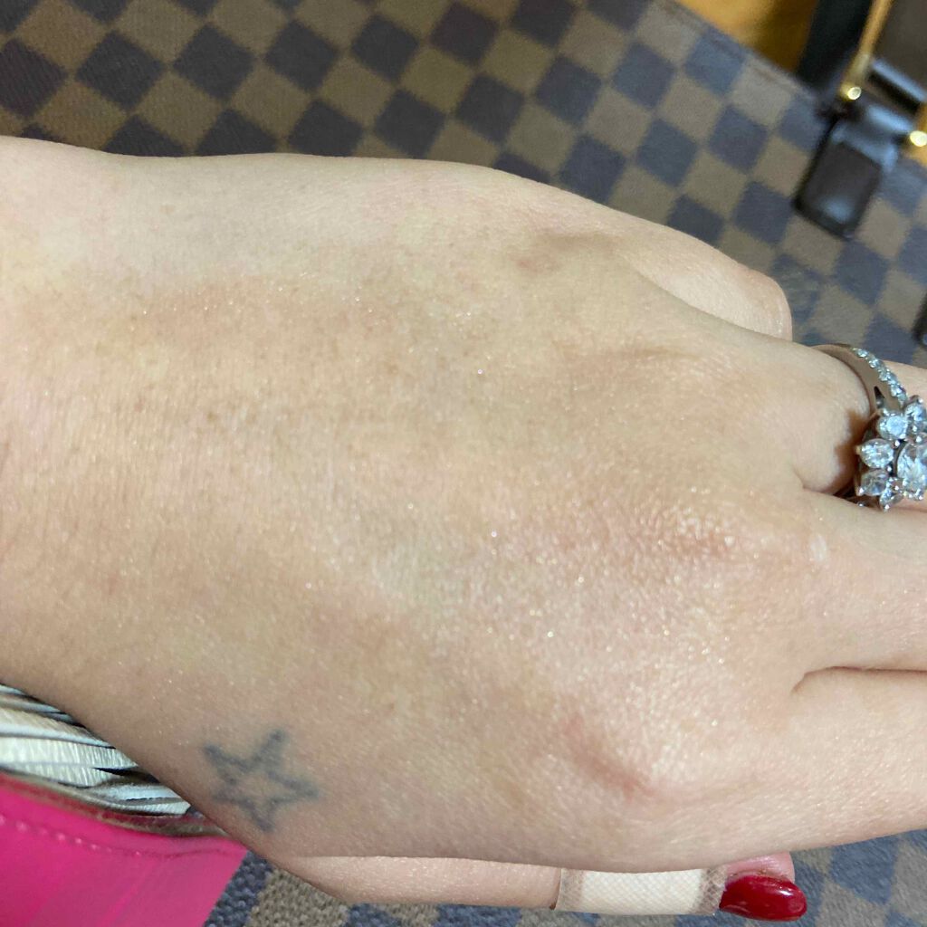 メーキャップイルミネイター/NARS/リキッドファンデーションを使ったクチコミ(3枚目)