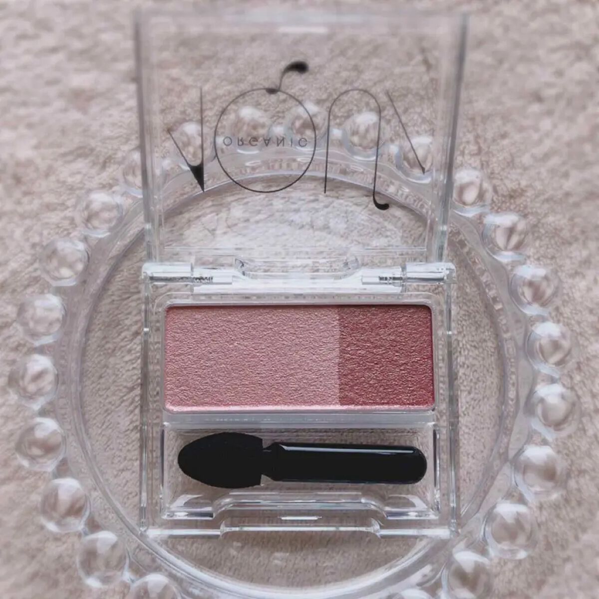 敏感肌さんにおすすめのアイシャドウ10選!プチプラアイテムやオーガニックアイテム中心に紹介のサムネイル