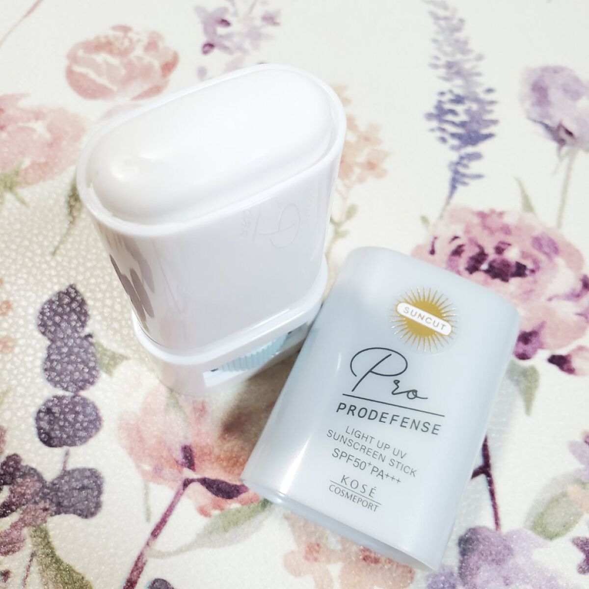 プロディフェンス ライトアップUV スティック/サンカット®/日焼け止めスティックを使ったクチコミ（3枚目）