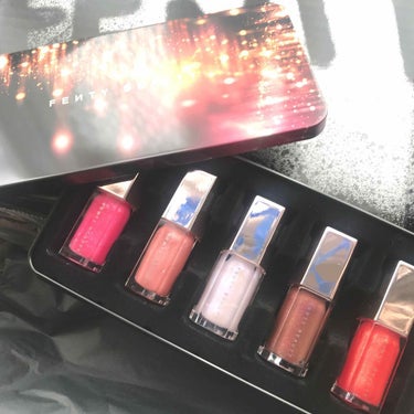 GLOSSY POSSE MINI GLOSS BOMB COLLECTION/FENTY BEAUTY BY RIHANNA/リップグロスを使ったクチコミ（1枚目）