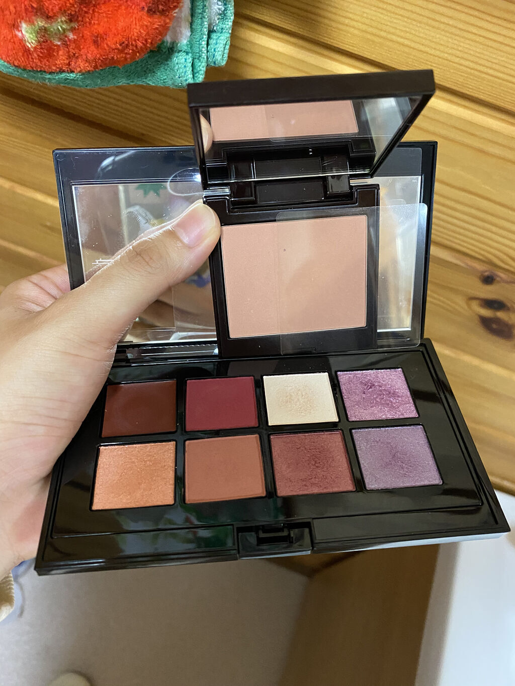 コンパクトアディクション “エターナル イン ピンク”/ADDICTION/アイシャドウパレットを使ったクチコミ（2枚目）