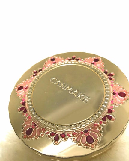 【旧品】マシュマロフィニッシュパウダー/キャンメイク/プレストパウダーを使ったクチコミ(1枚目)