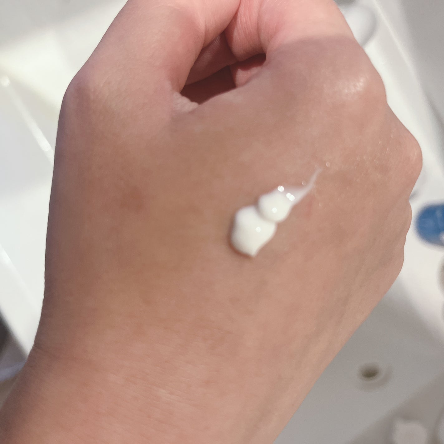 ドクダミ シルキー モイスチャー サンクリーム/Anua/日焼け止めクリームを使ったクチコミ(2枚目)