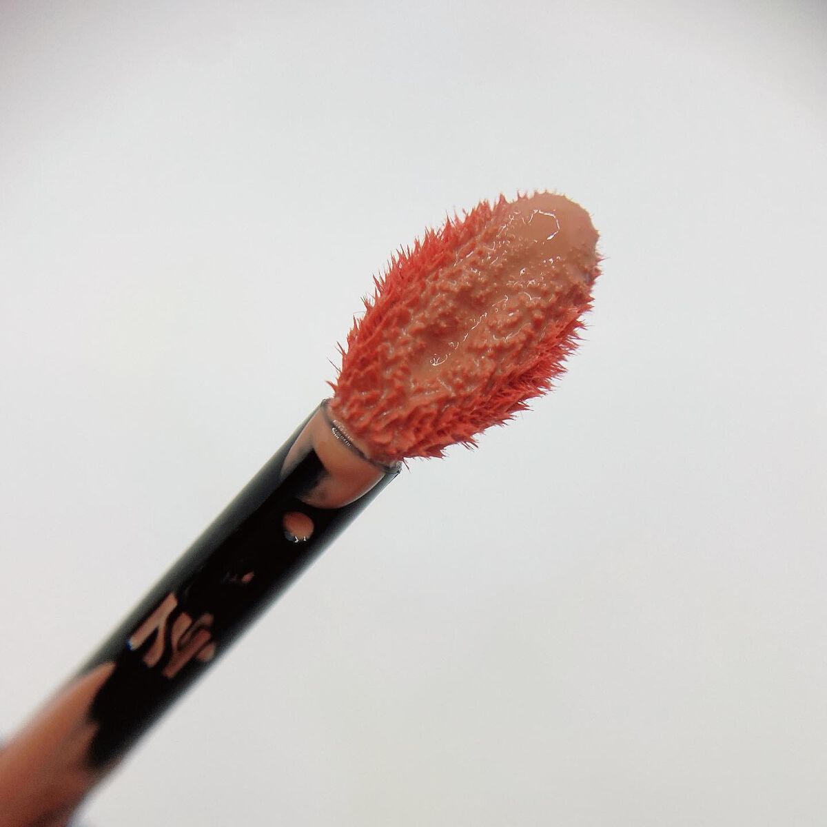 センシュアル フィッティング グロウ ティント 419 レイジーバング/HERA/リップティントを使ったクチコミ（2枚目）