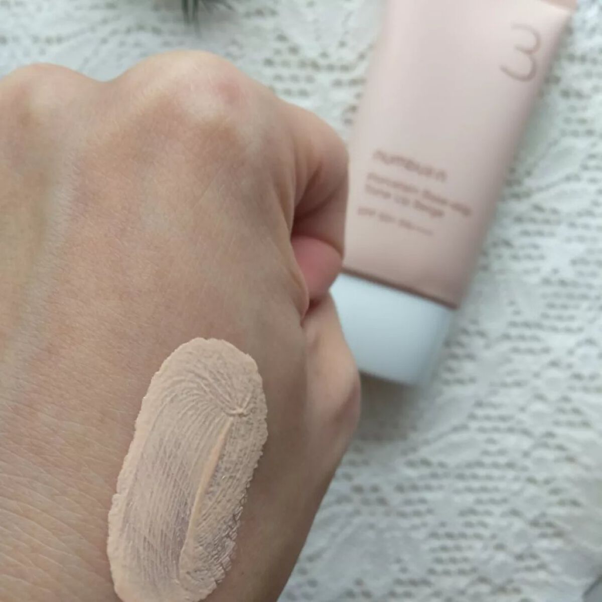 3番 ノーファンデ陶器肌トーンアップクリーム/numbuzin/化粧下地を使ったクチコミ（2枚目）