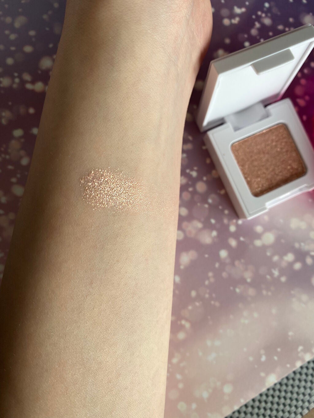 ウィンクティンクシャドウ/b idol/単色アイシャドウを使ったクチコミ(3枚目)