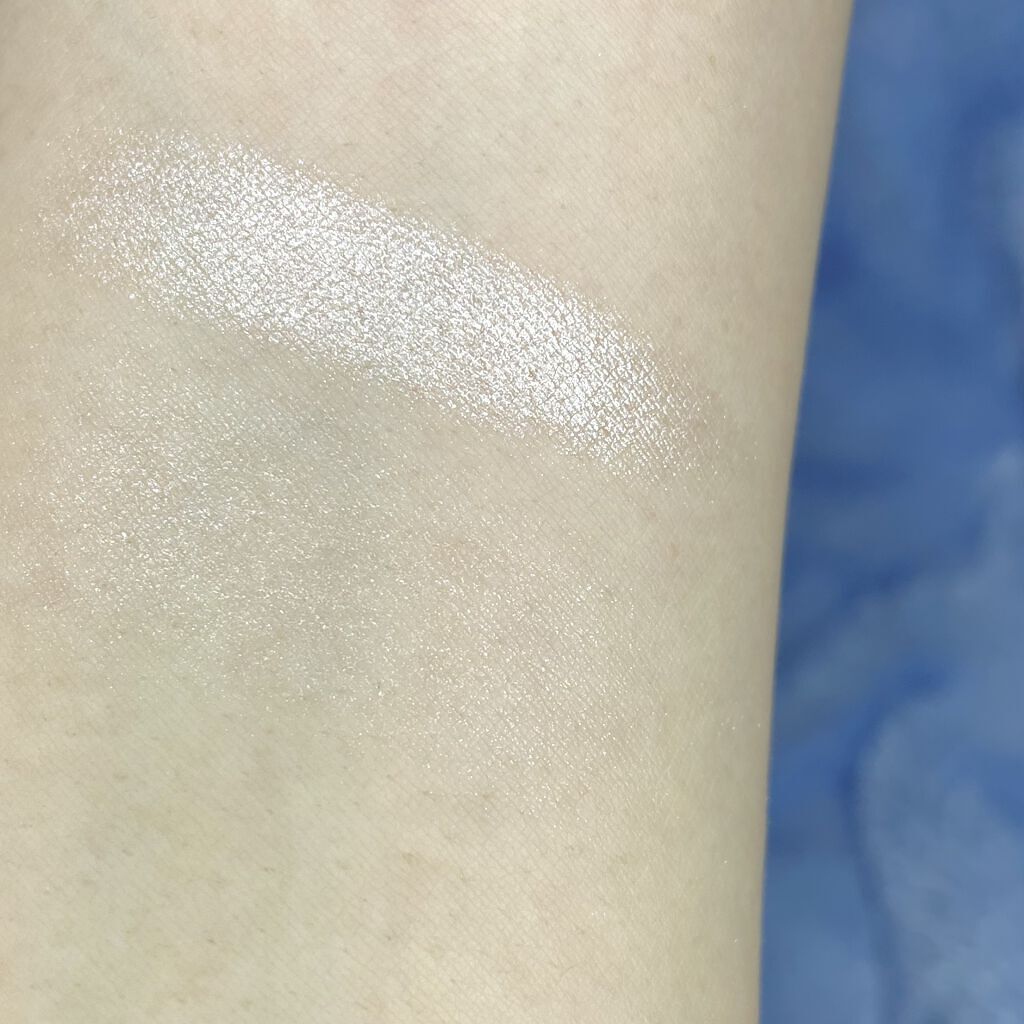 パールグロウハイライト/CEZANNE/パウダーハイライトを使ったクチコミ（2枚目）