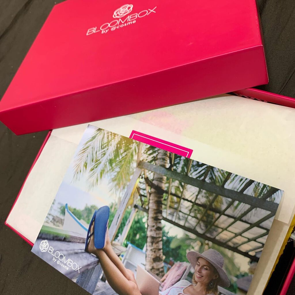 ぽん on LIPS 「今月のbloombox届きましたー!🎁♥#bloombox#コ..」(1枚目)