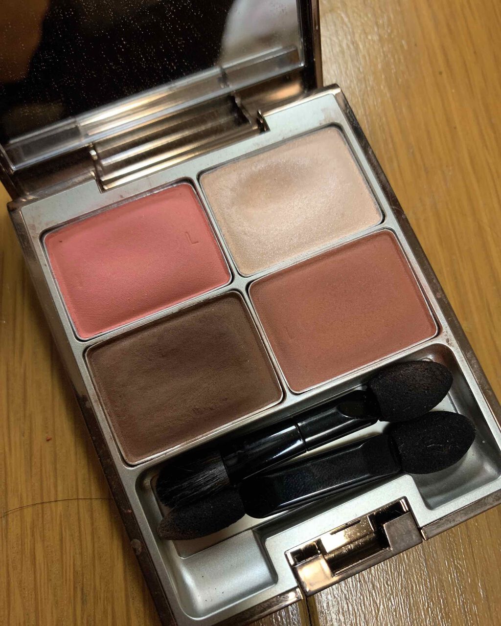 マカロングロウアイズ/LUNASOL/アイシャドウパレットを使ったクチコミ(1枚目)