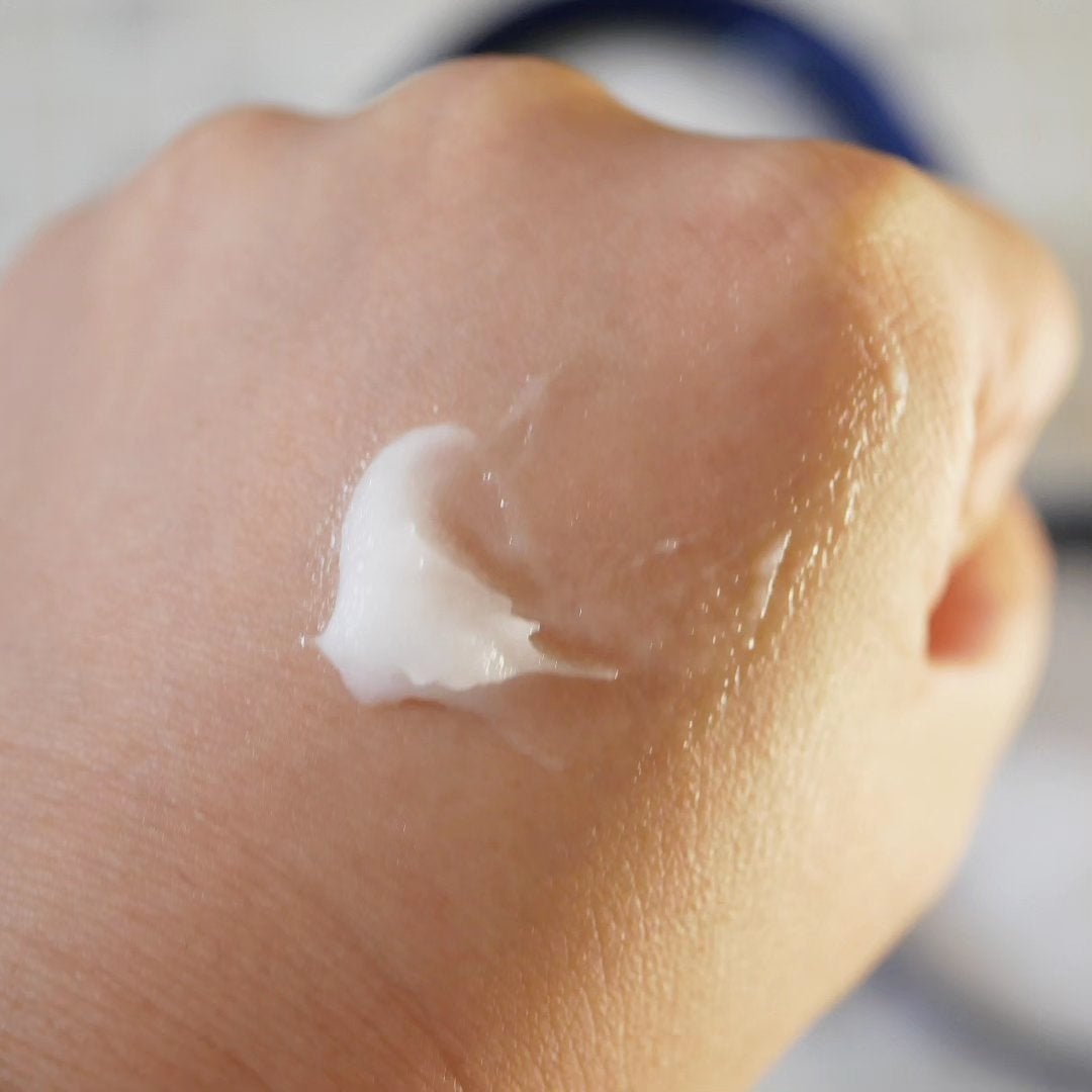 ニベア ロイヤルブルーボディクリーム うるおい密封ケア/ニベア/ボディクリームを使ったクチコミ(2枚目)