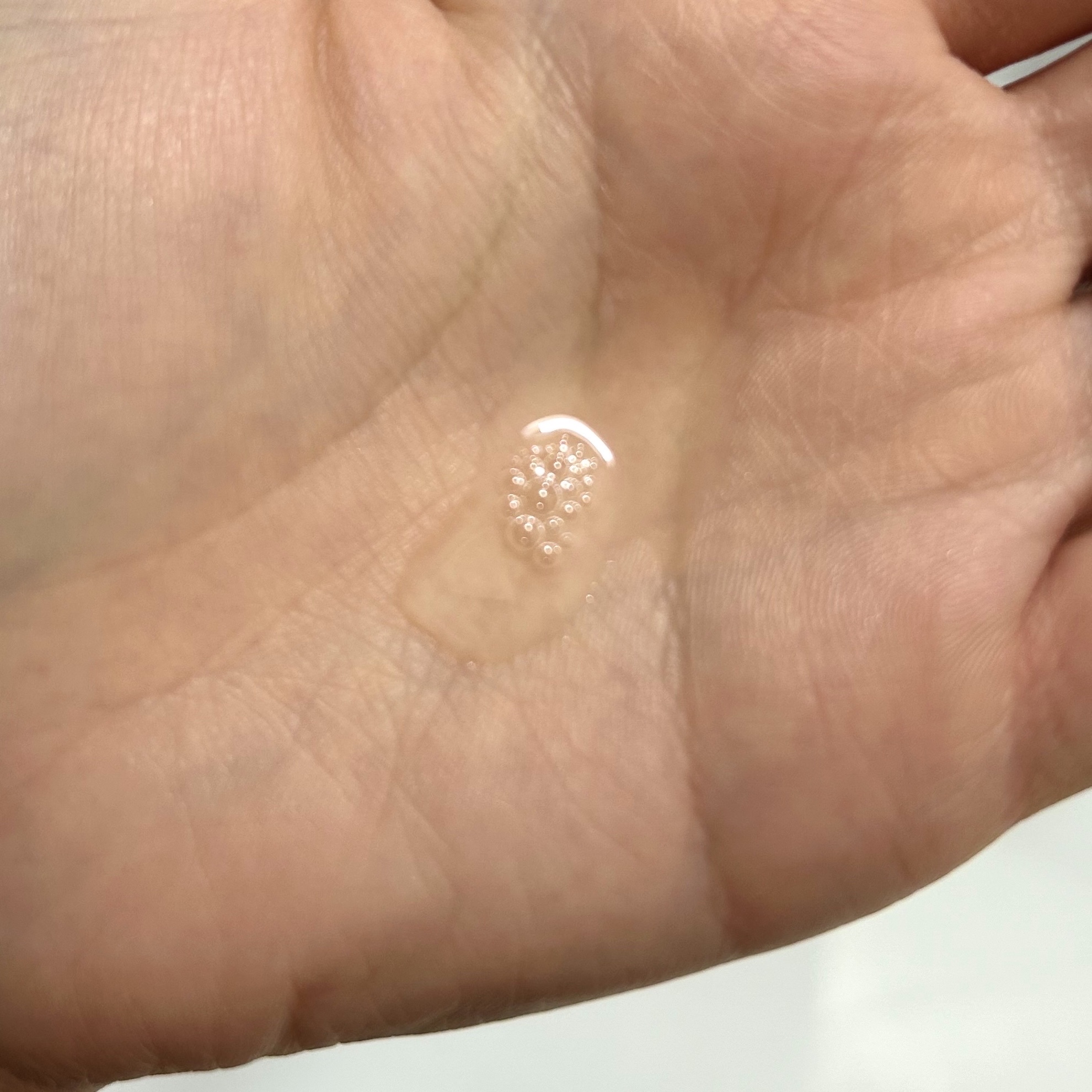 ルミエール ヴァイタルC/FEMMUE/ブースター・導入液を使ったクチコミ（2枚目）