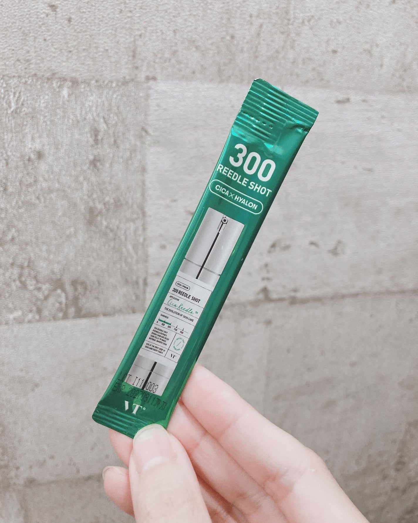 シカレチA エッセンス0.1/VT/美容液を使ったクチコミ(3枚目)