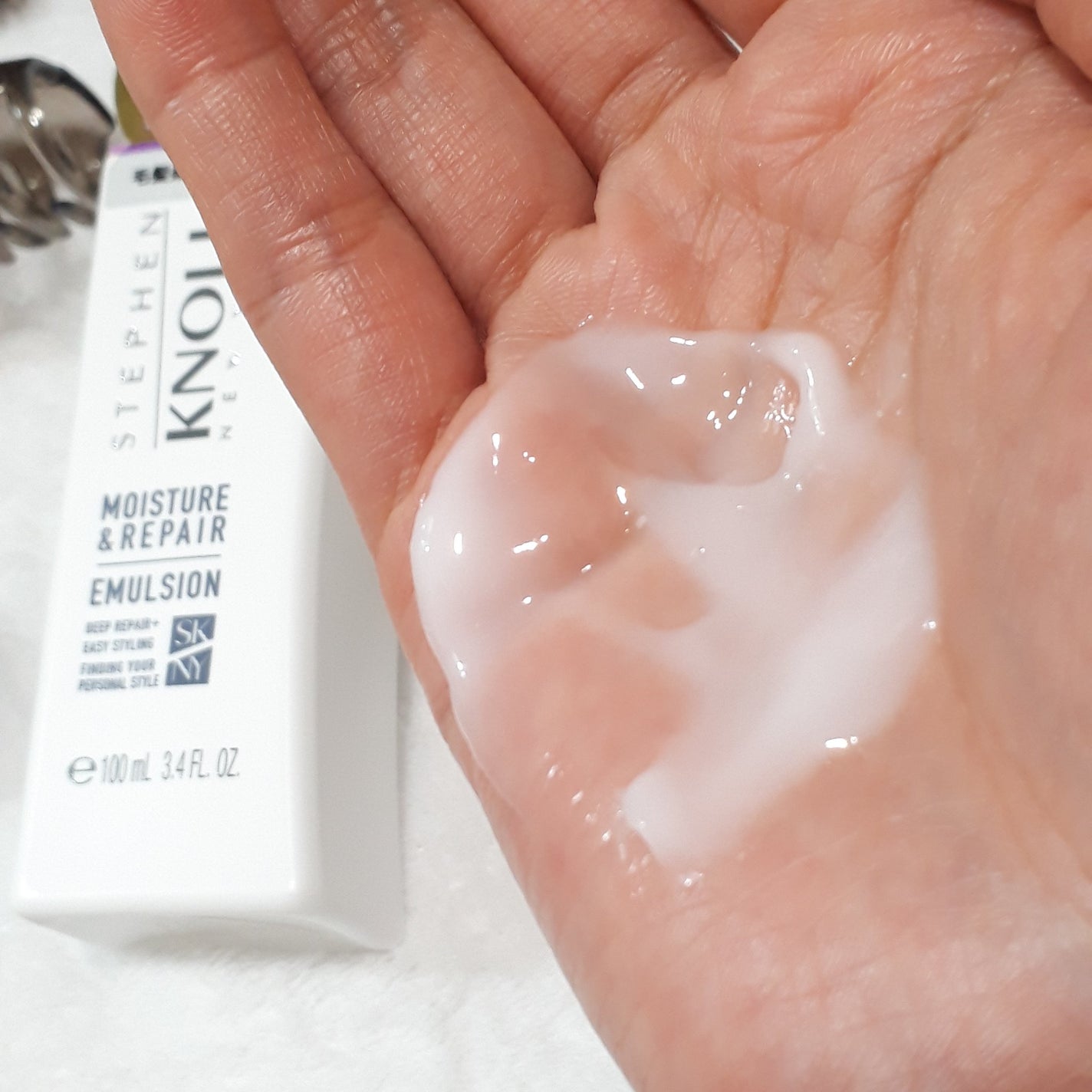 モイスチュアソフニング エマルジョン モイスチュアリペア/スティーブンノル ニューヨーク/ヘアミルクを使ったクチコミ(3枚目)