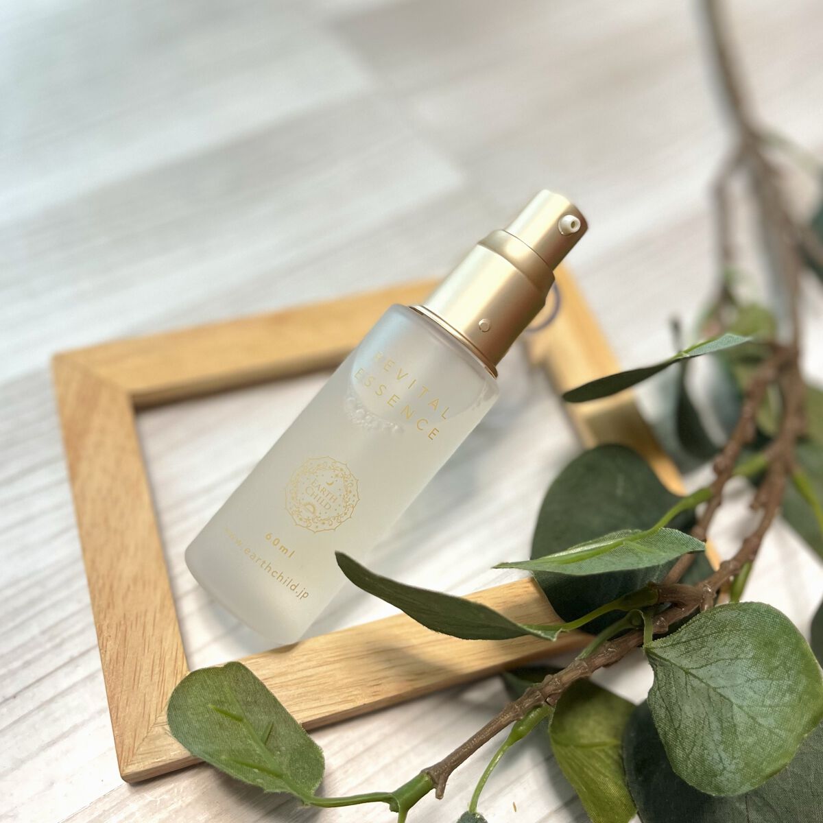 リバイタル エッセンス/EARTHCHILD/美容液を使ったクチコミ（2枚目）