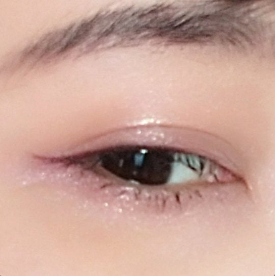 レブロン ダズル アイシャドウ クアッド/REVLON/アイシャドウパレットを使ったクチコミ(4枚目)