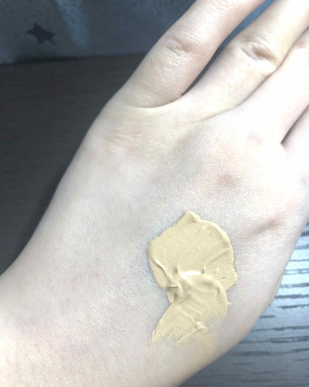 ラディアント タッチ オールインワン グロウ ファンデーション/YVES SAINT LAURENT BEAUTE/クリーム・エマルジョンファンデーションを使ったクチコミ(2枚目)