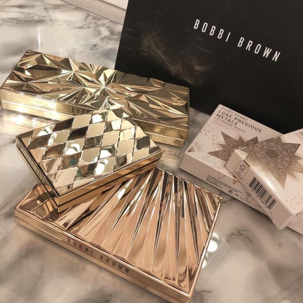 リュクス プレシャス メタルズ アイシャドウ パレット/BOBBI BROWN/アイシャドウパレットを使ったクチコミ(3枚目)