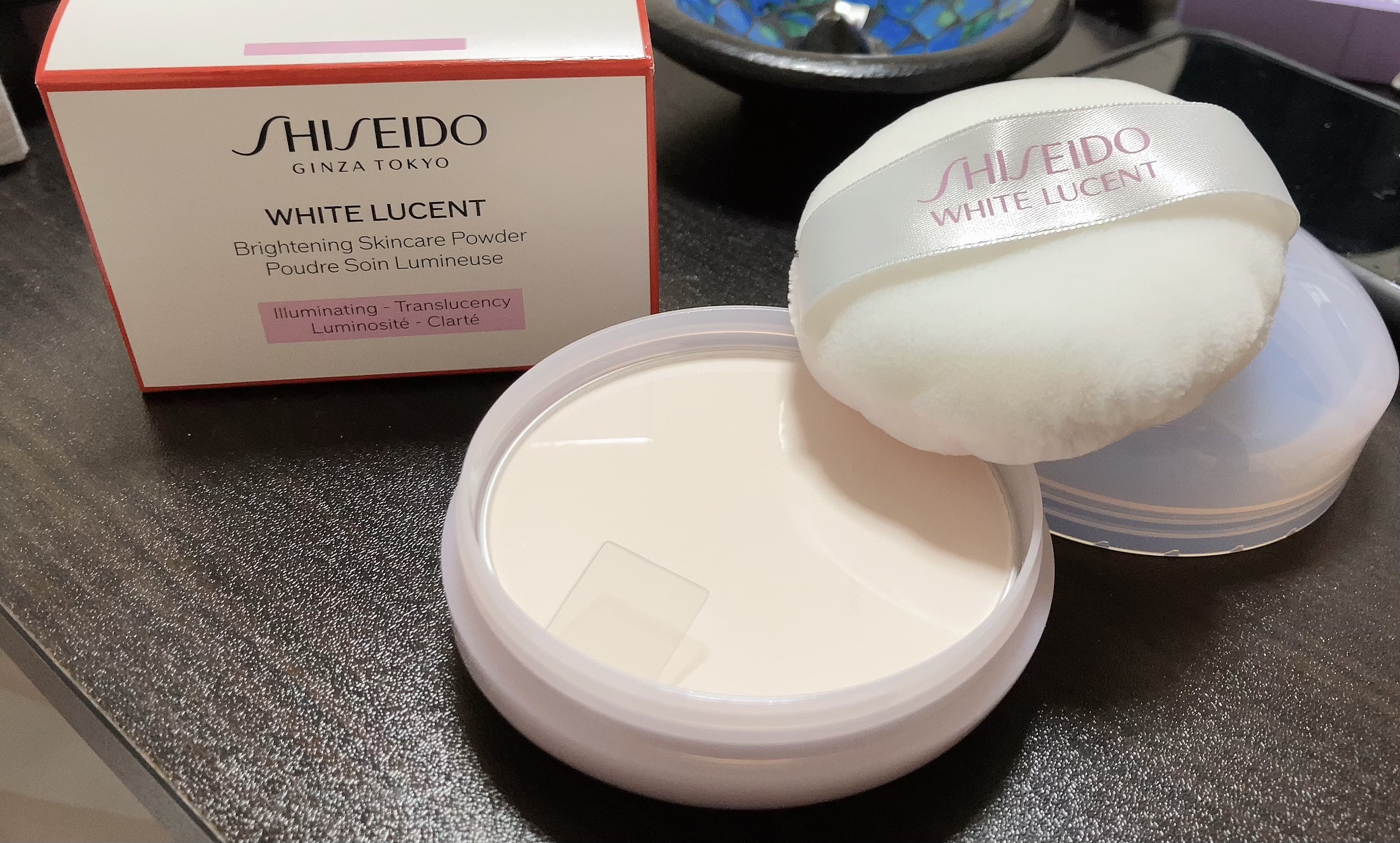 ホワイトルーセント ブライトニング スキンケアパウダー Ｎ/SHISEIDO/プレストパウダーを使ったクチコミ（2枚目）