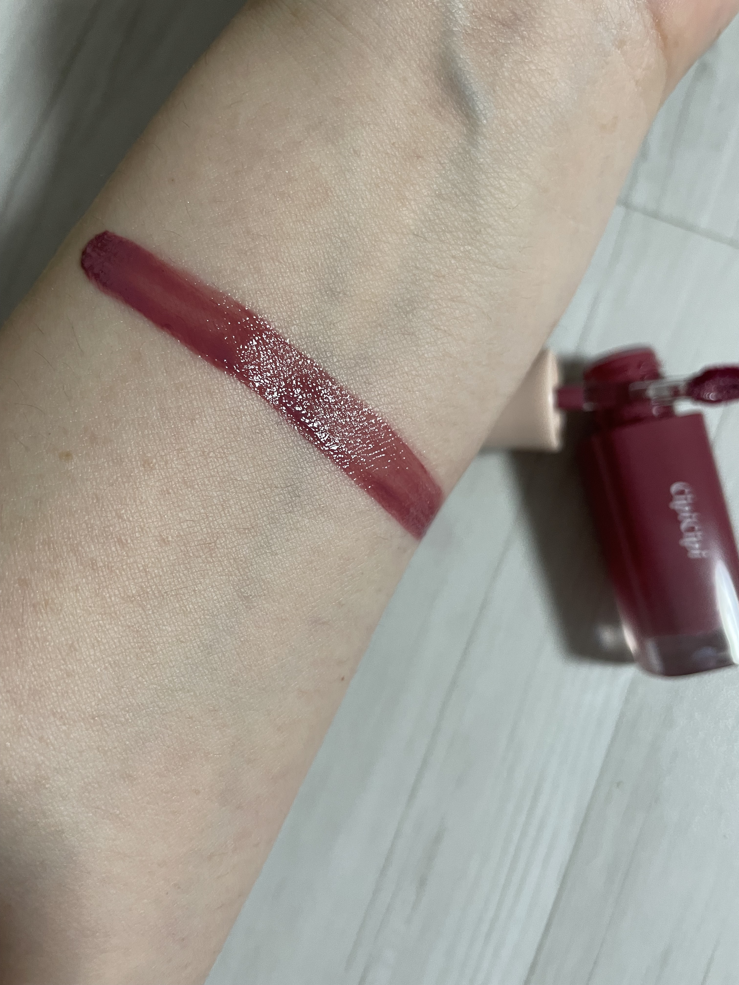 デューイフィルムティント/CipiCipi/リップティントを使ったクチコミ（2枚目）