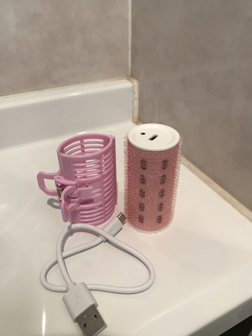 ホットカーラー USB加熱タイプ/DAISO/ヘアケアグッズを使ったクチコミ（2枚目）