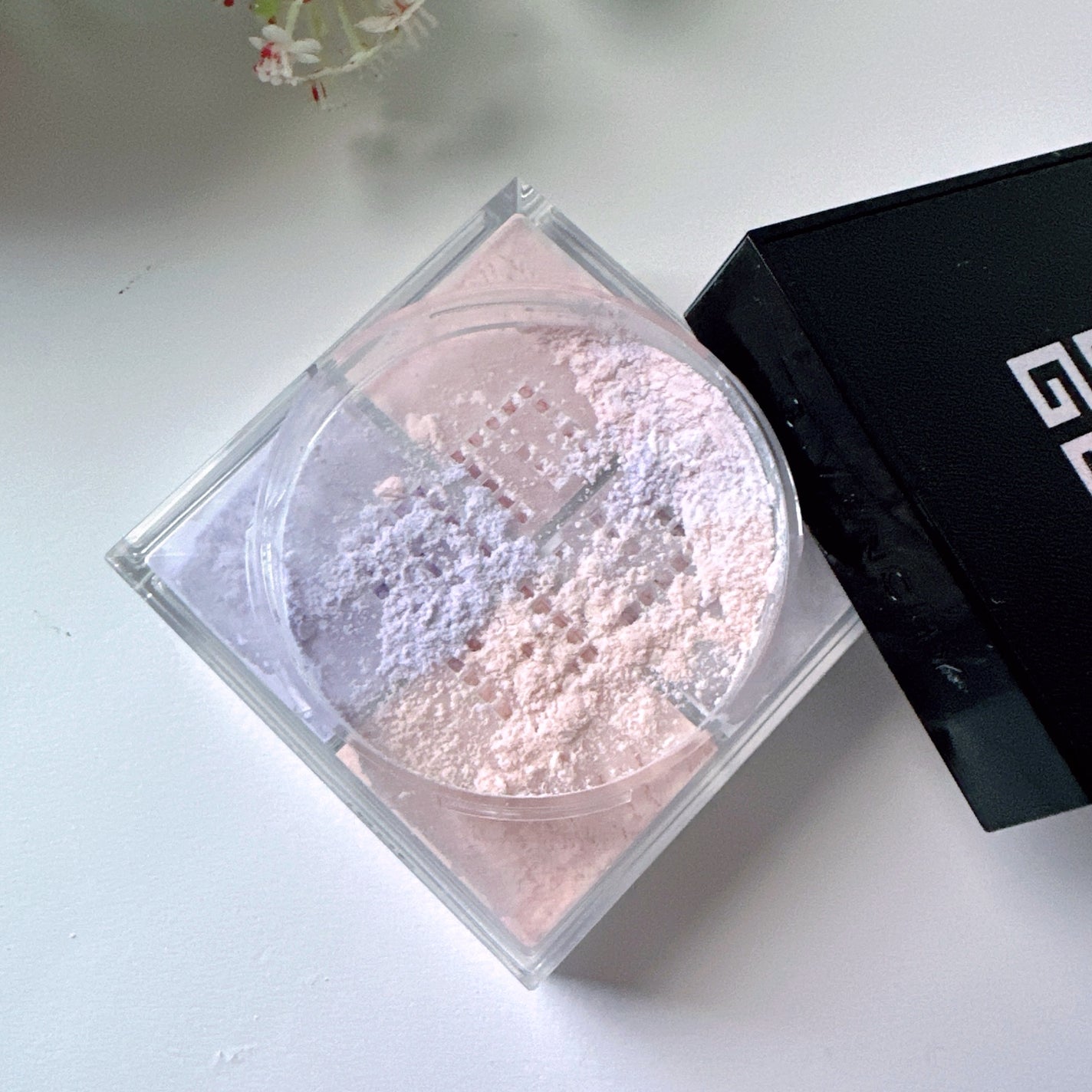 プリズム・リーブル/GIVENCHY/ルースパウダーを使ったクチコミ(4枚目)