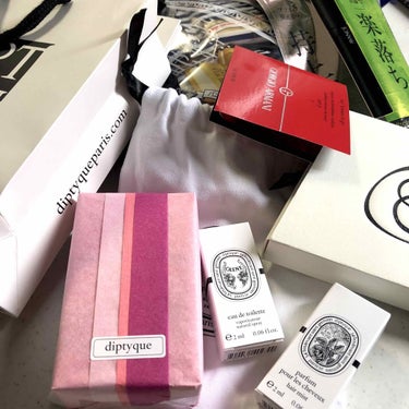 diptyque ヘアフレグランスのクチコミ「ゴージャス
華麗、壮麗
ロマンティックと薔薇を形容する言葉は
沢山あれど私が感じる#オーローズ.....」（3枚目）