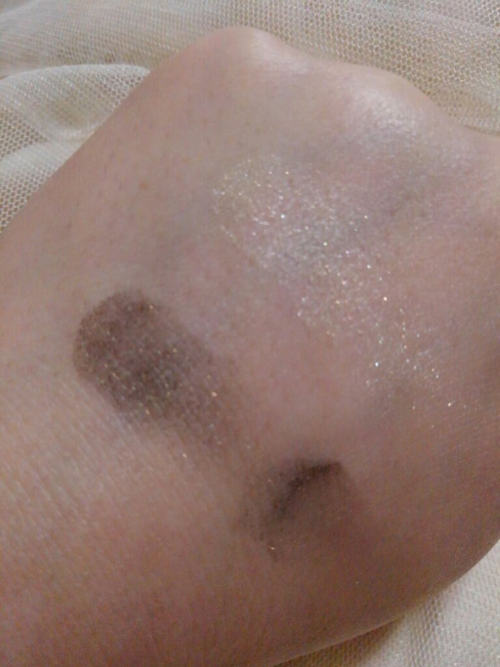 ツーカラー アイシャドウ ラメシリーズ/CEZANNE/アイシャドウパレットを使ったクチコミ(2枚目)