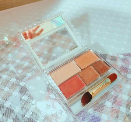 パーフェクトマルチアイズ/キャンメイク/アイシャドウパレットを使ったクチコミ(2枚目)