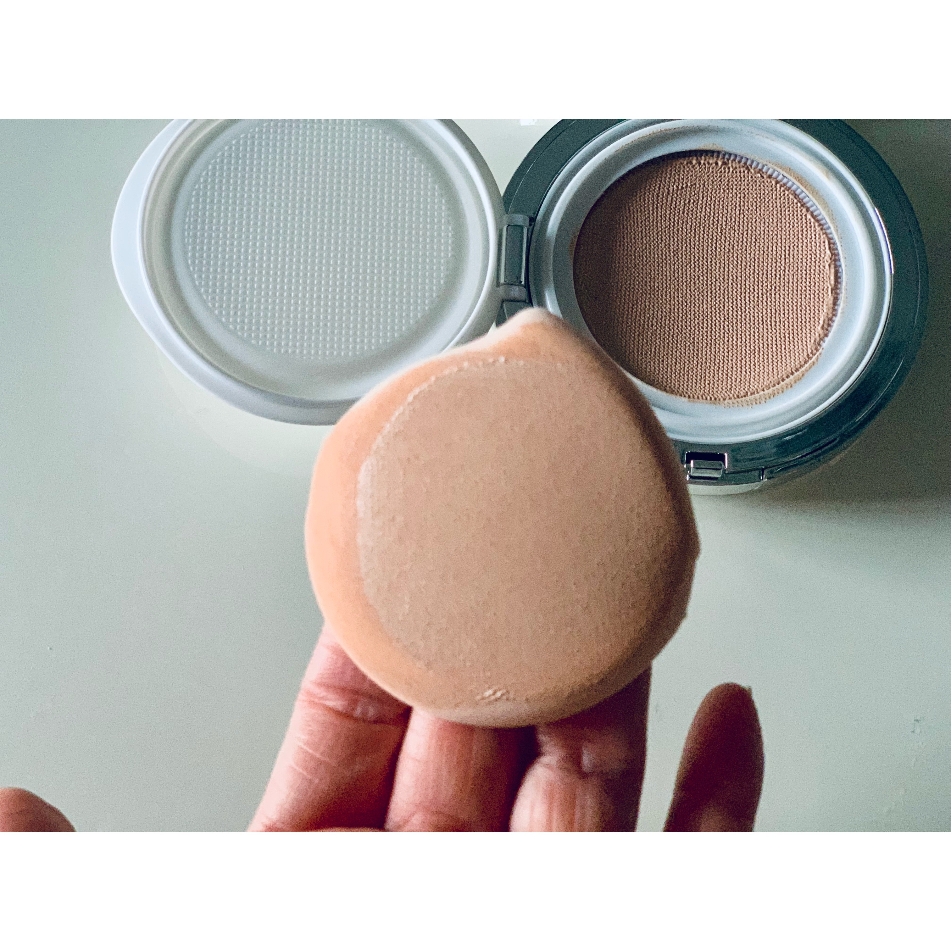 グリーミングテンションパクト/2aN/クリーム・エマルジョンファンデーションを使ったクチコミ（2枚目）