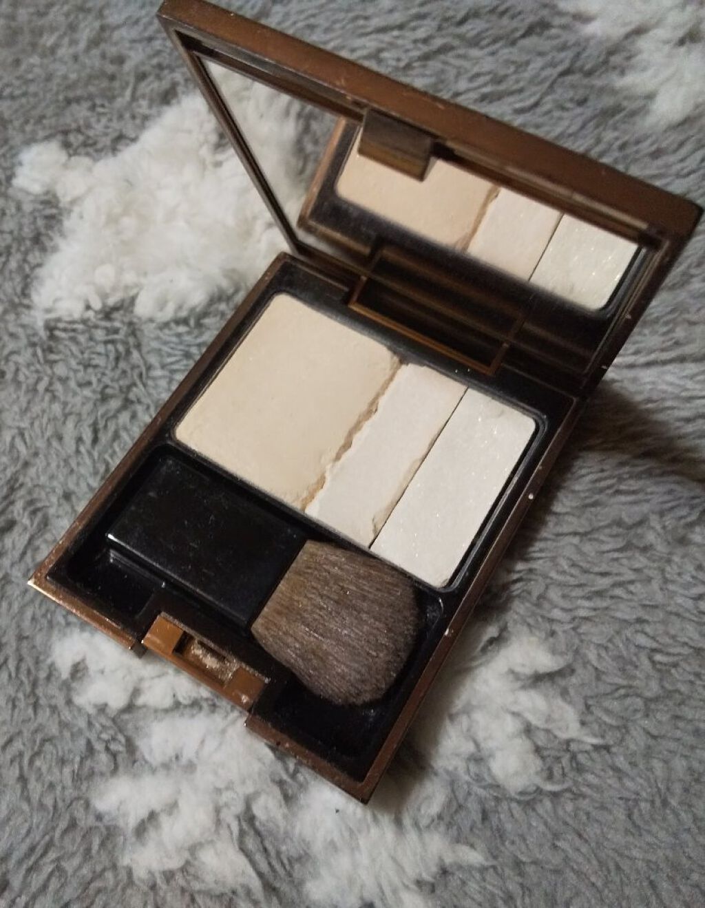 LUNASOL イルミネイティングハイライト