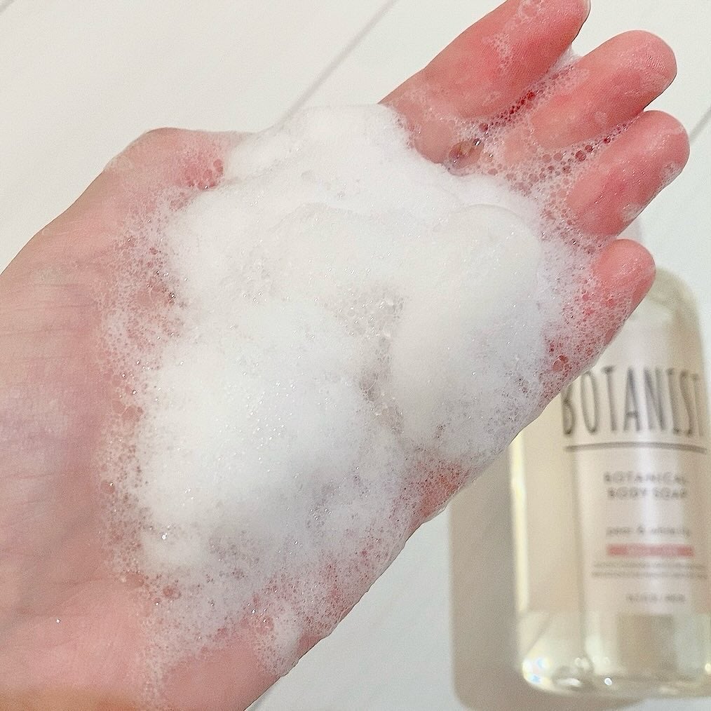 ボタニカルボディーソープ(マイルドケア)/BOTANIST/ボディソープを使ったクチコミ(3枚目)