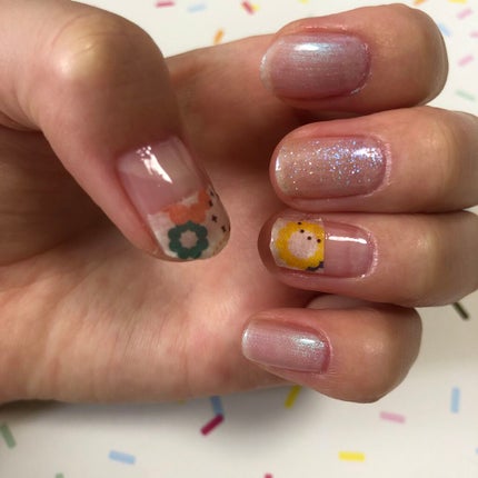 カラフルネイルズ/キャンメイク/マニキュアを使ったクチコミ(2枚目)