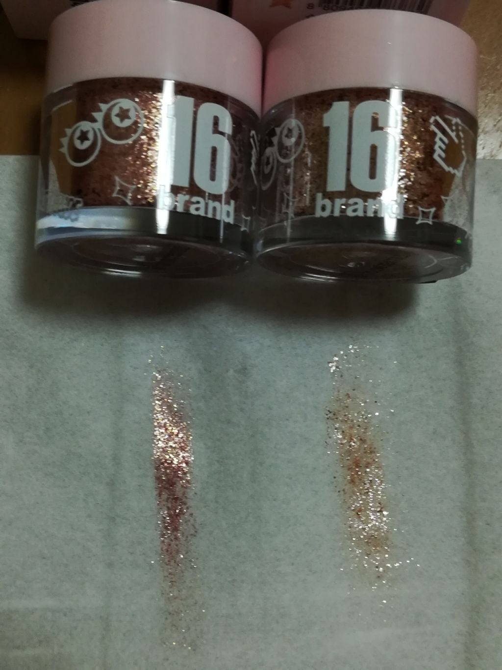 16CANDY ROCK PEAEL POWDER/16BRAND/単色アイシャドウを使ったクチコミ(4枚目)