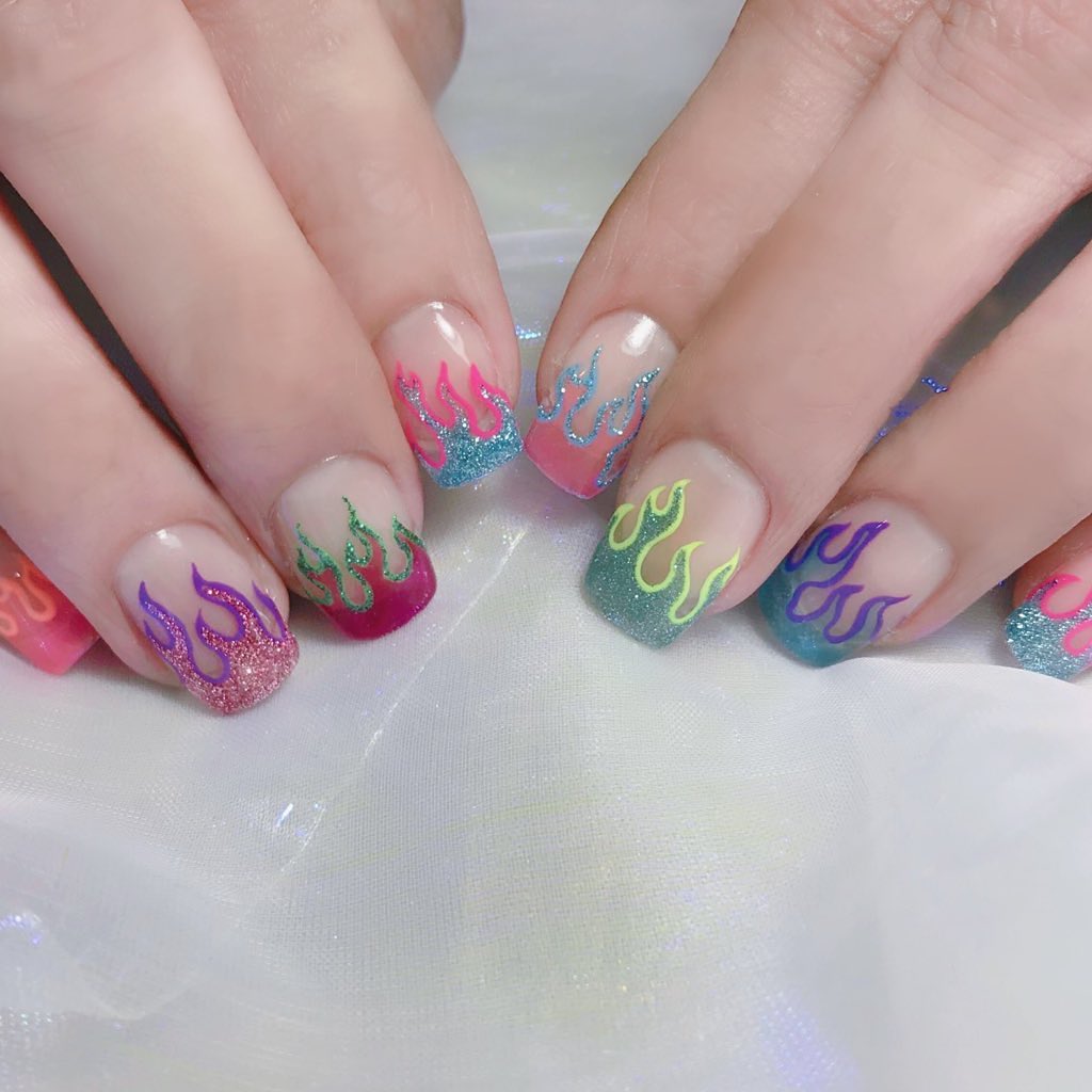 #ネイル,#ファイヤーネイルのネイルデザイン