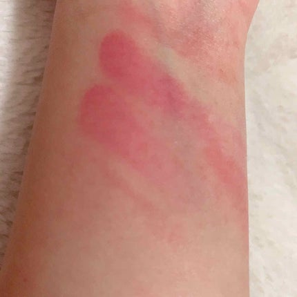 ami on LIPS 「【KATE新作!🖤】〜貴方だけの『赤』〜RED/NUDErou..」(4枚目)